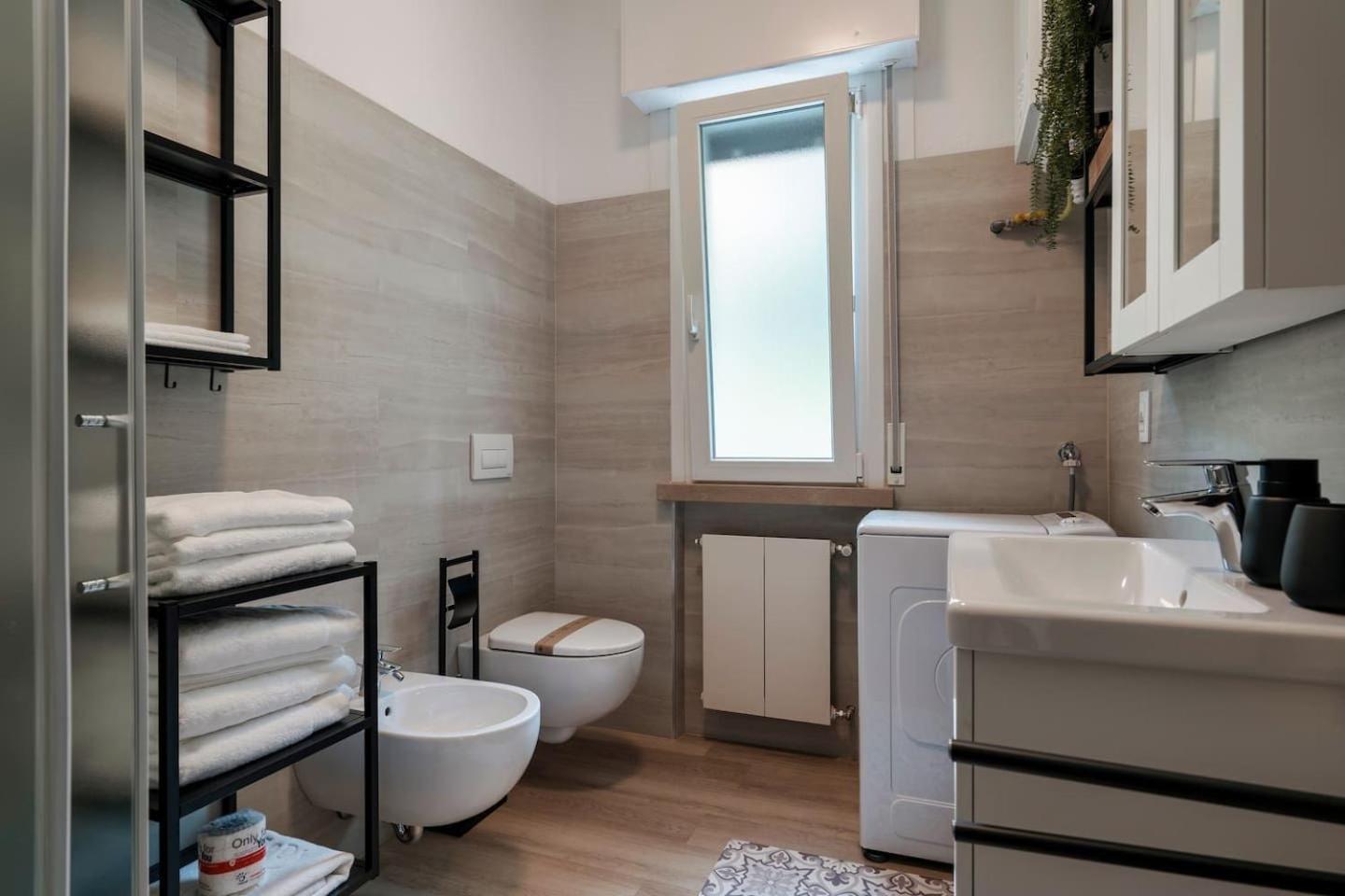 Finestra Sul Lago Malcesine Apt Riva Dış mekan fotoğraf